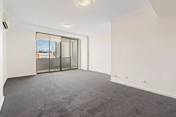 74/3-17 Queen Street (1/10)