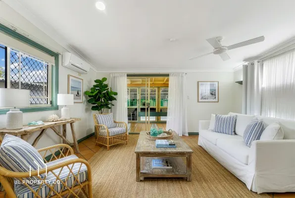74 Ocean Beach Road (1/12)