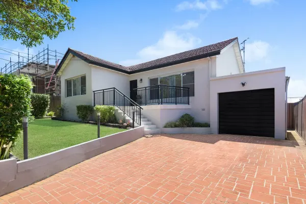 74 Stoddart Street (1/11)