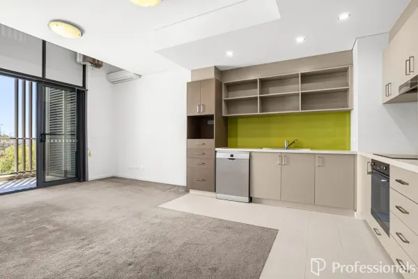 76/16 Midgegooroo Avenue (1/14)