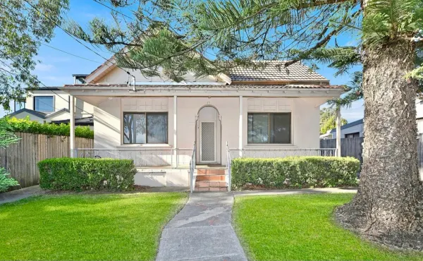 77 King Street (1/1)