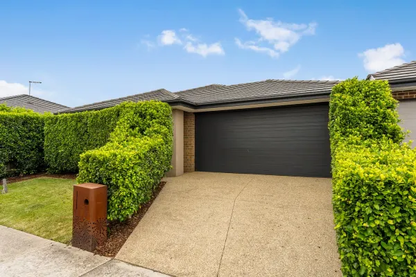 77 Painted Hills Road (1/11)