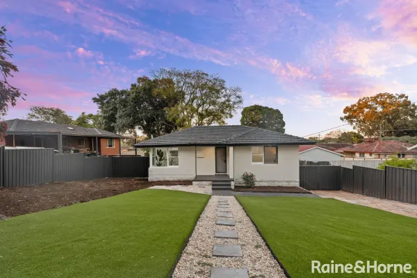 79 Woolgar Way (1/25)