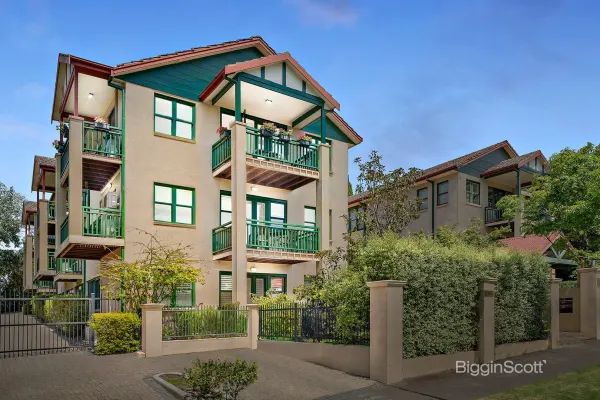 8/6-10 Wyuna Avenue (1/14)