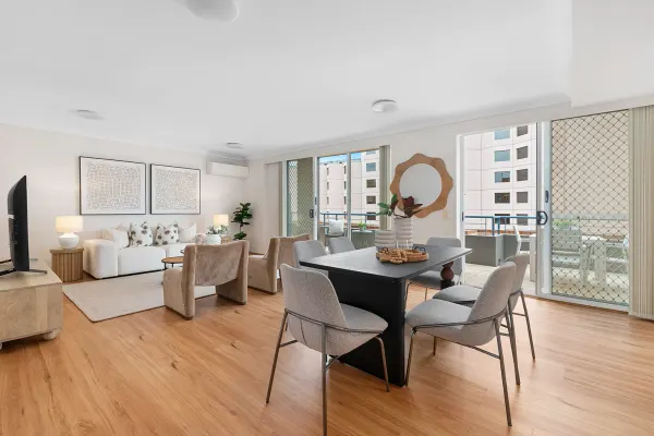 802/117 Murray Street (1/15)