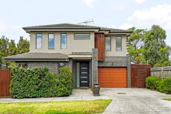 81 Hawker Street (1/16)