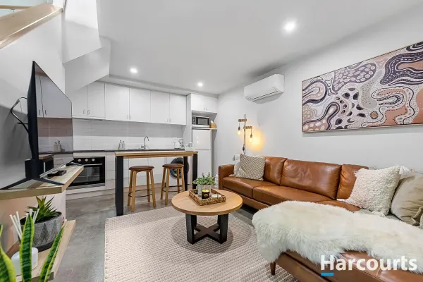 9/10-12 Edward Street (1/14)