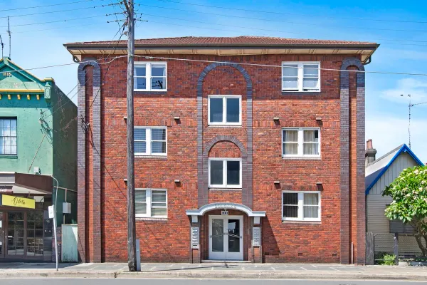 9/100 Bronte Road (1/7)