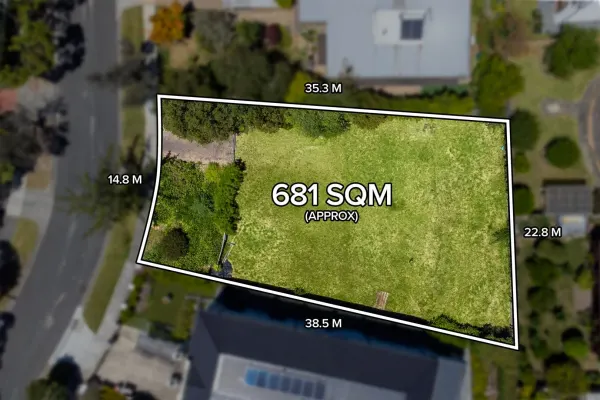 9 Buller Drive (1/7)