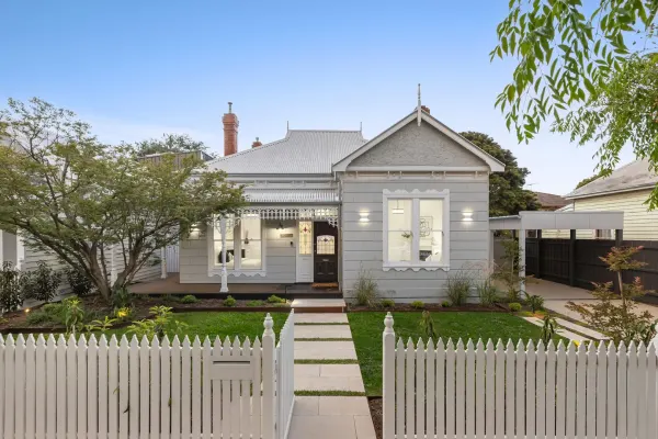 9 George Street (1/22)