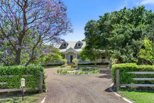 9 Stanstead Close (1/26)