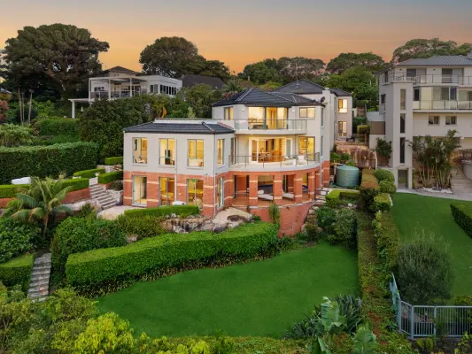 9 Tiree Avenue (1/35)