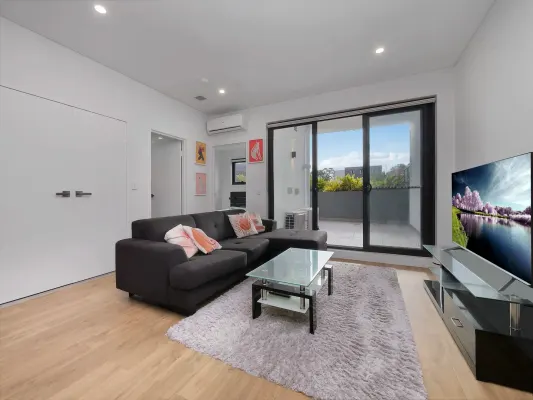 G02/114 Northcote Road (1/7)