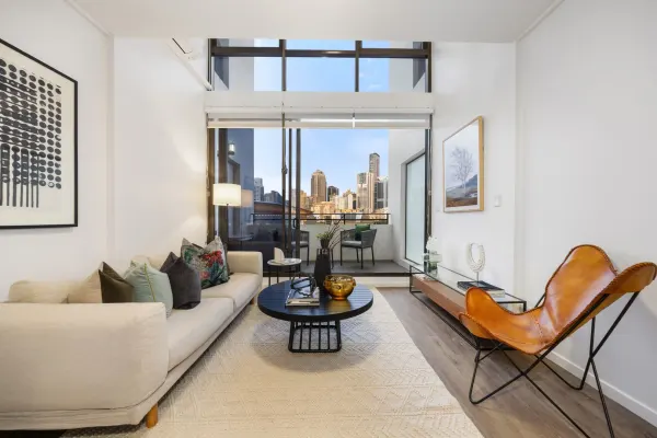 P909/287 Pyrmont Street (1/13)