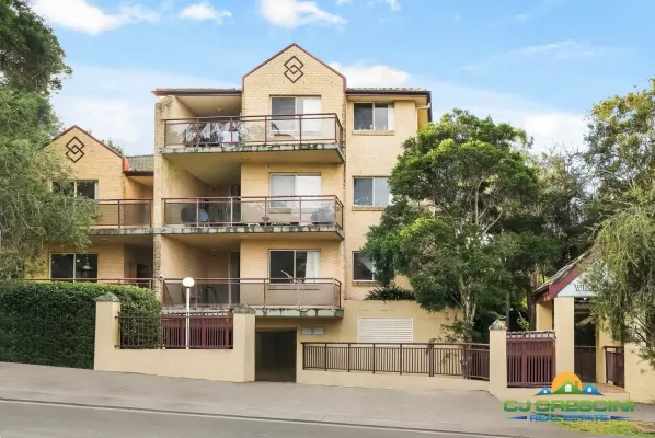 Unit 1/15-23 Mowle St (1/1)