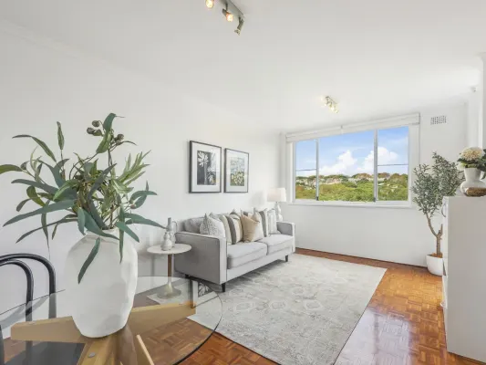 Unit 11/4 South St (1/11)