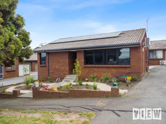 unit 5/304 Hobart Road (1/17)
