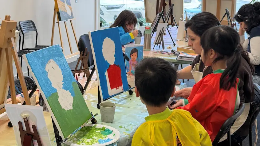 Term 4 Kids Art Classes in Ashwood - Image 3