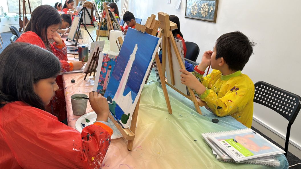 Term 4 Kids Art Classes in Ashwood - Image 5