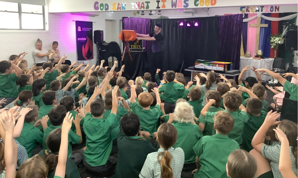 Magic Jake – Primary School Entertainment & Incursions (Brisbane & Gold Coast) - 1