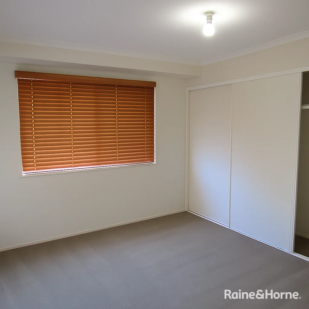 1&2/74 Windsor Circle - Image 4