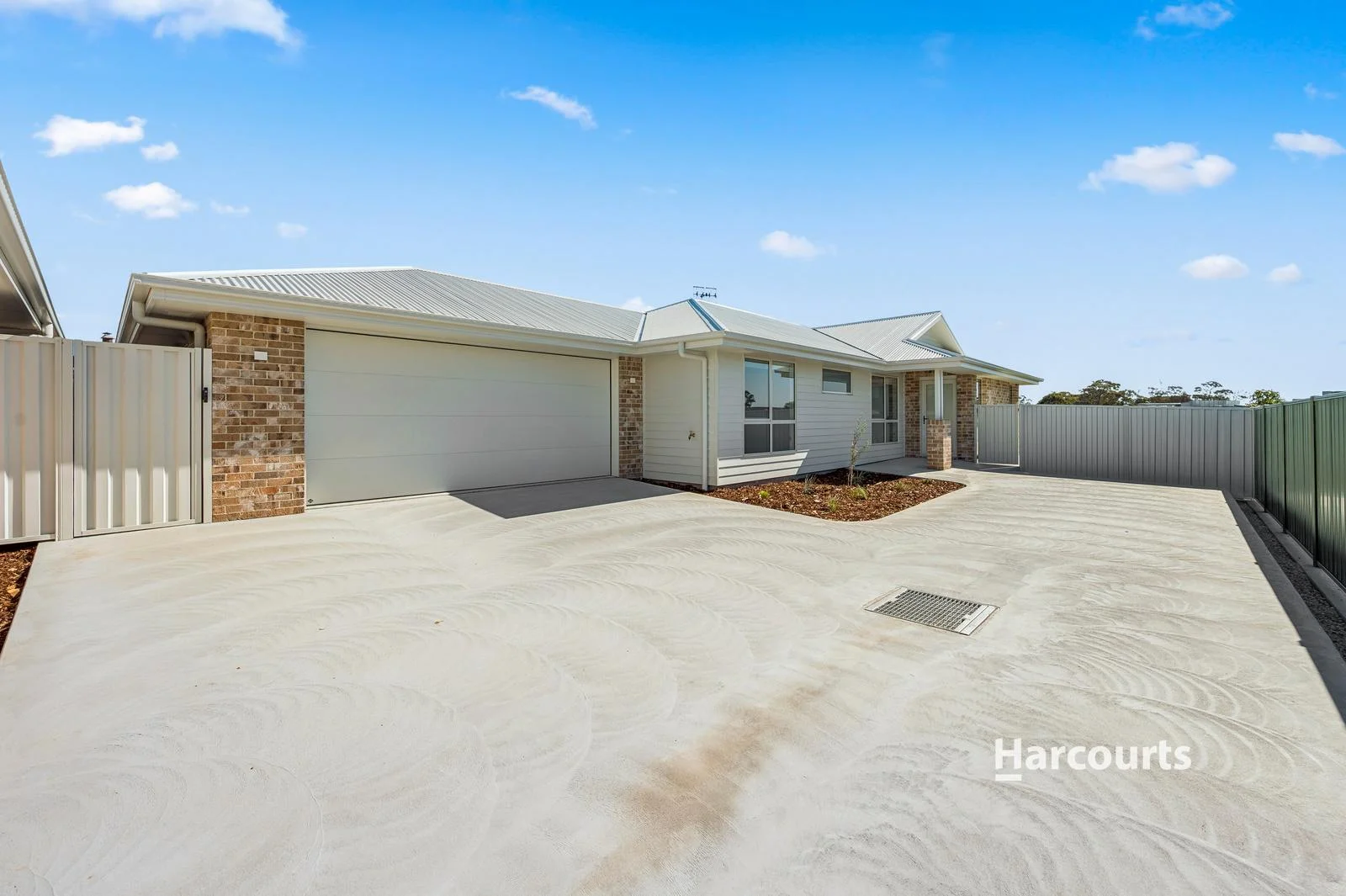 1 & 2/88 Wilmot Street - Image 2