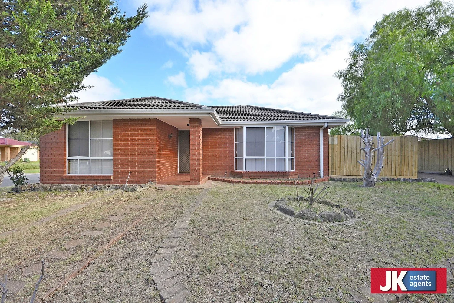 1/1 Curlew Place (1/14)