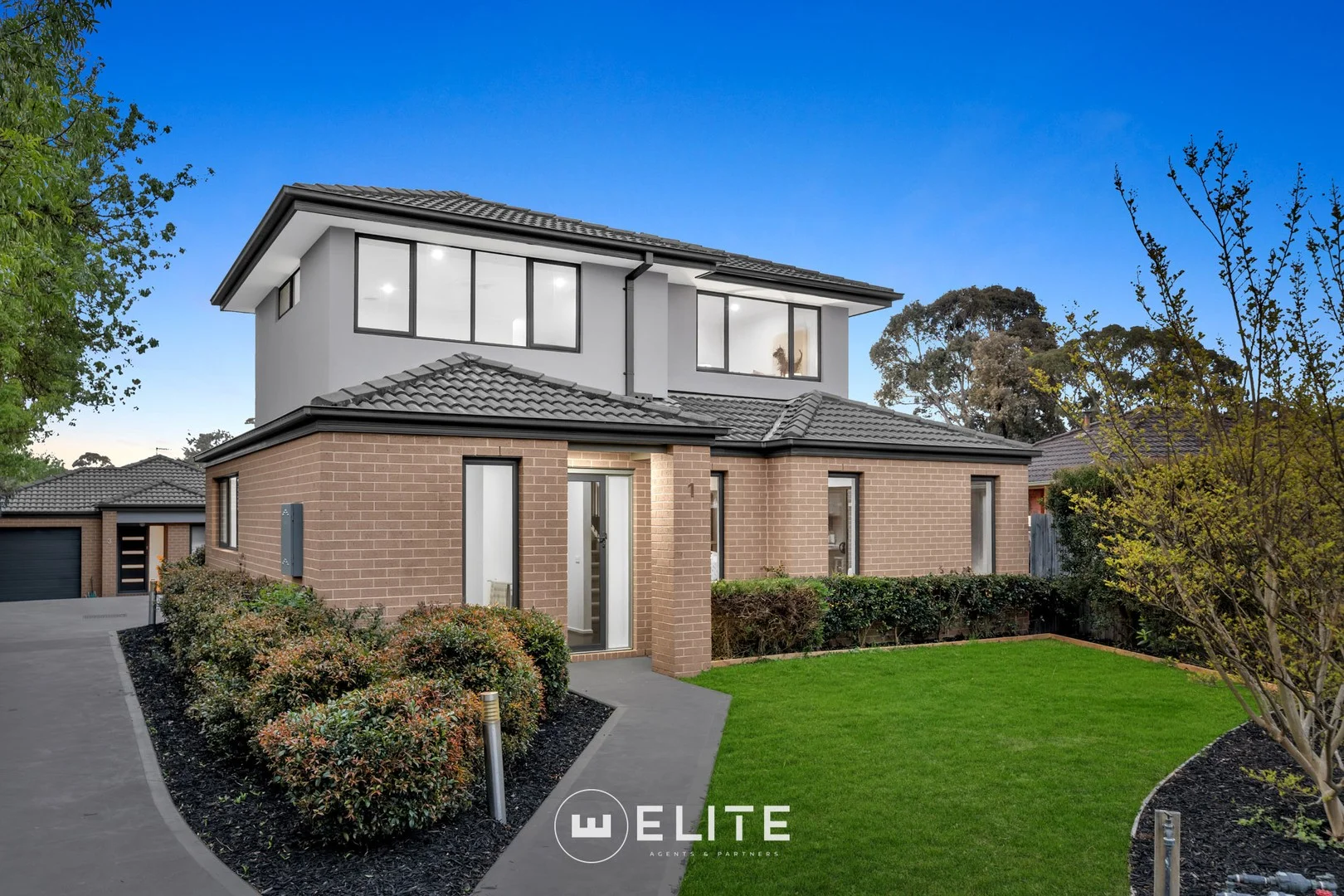1/1 Derwent Court (1/26)
