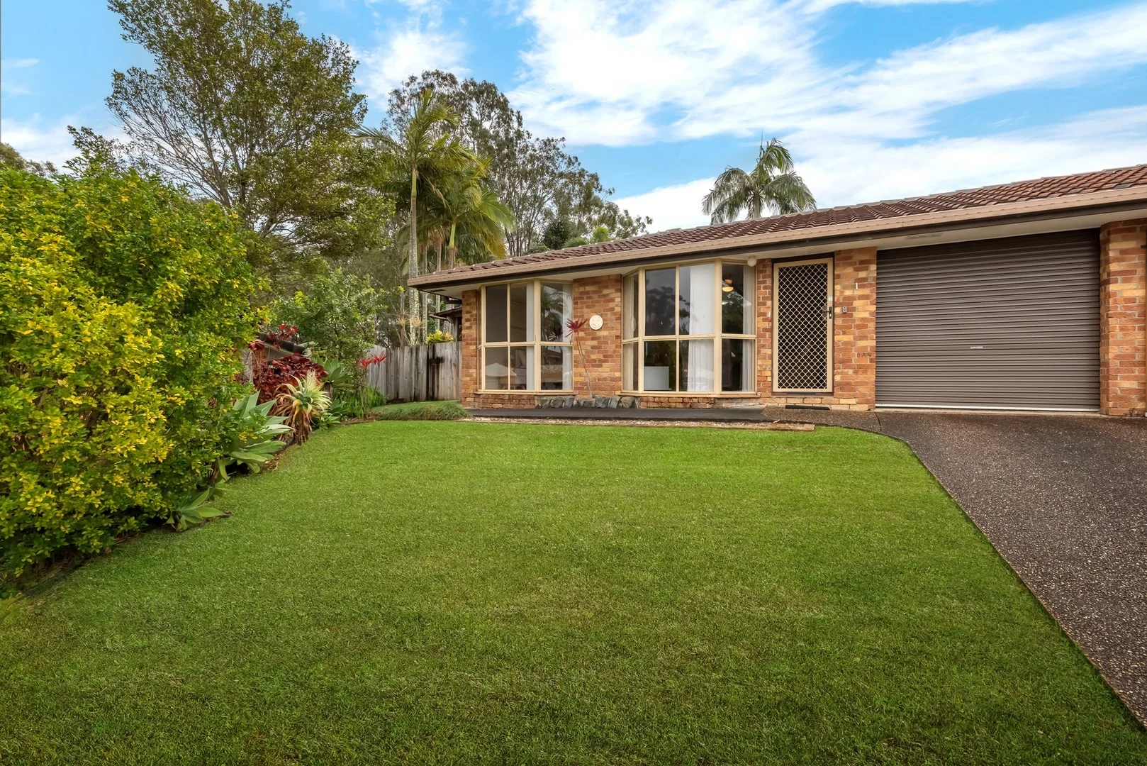 1/1 Penny Place (1/16)