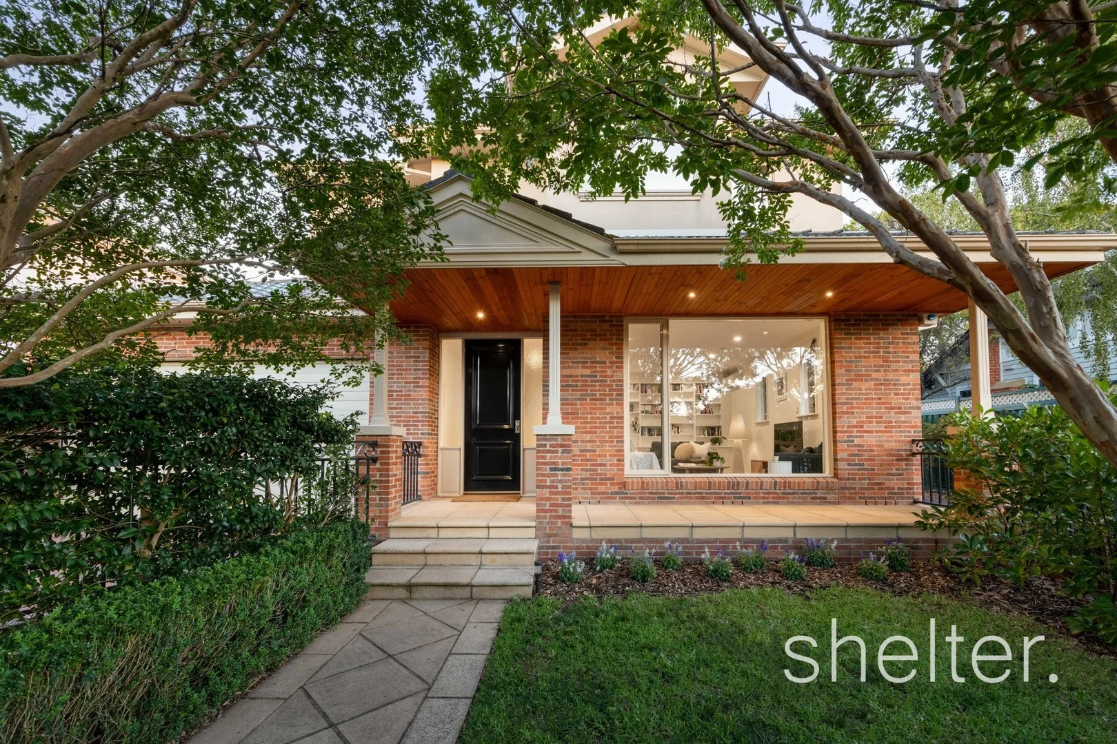 1/11 Grandview Avenue (1/16)