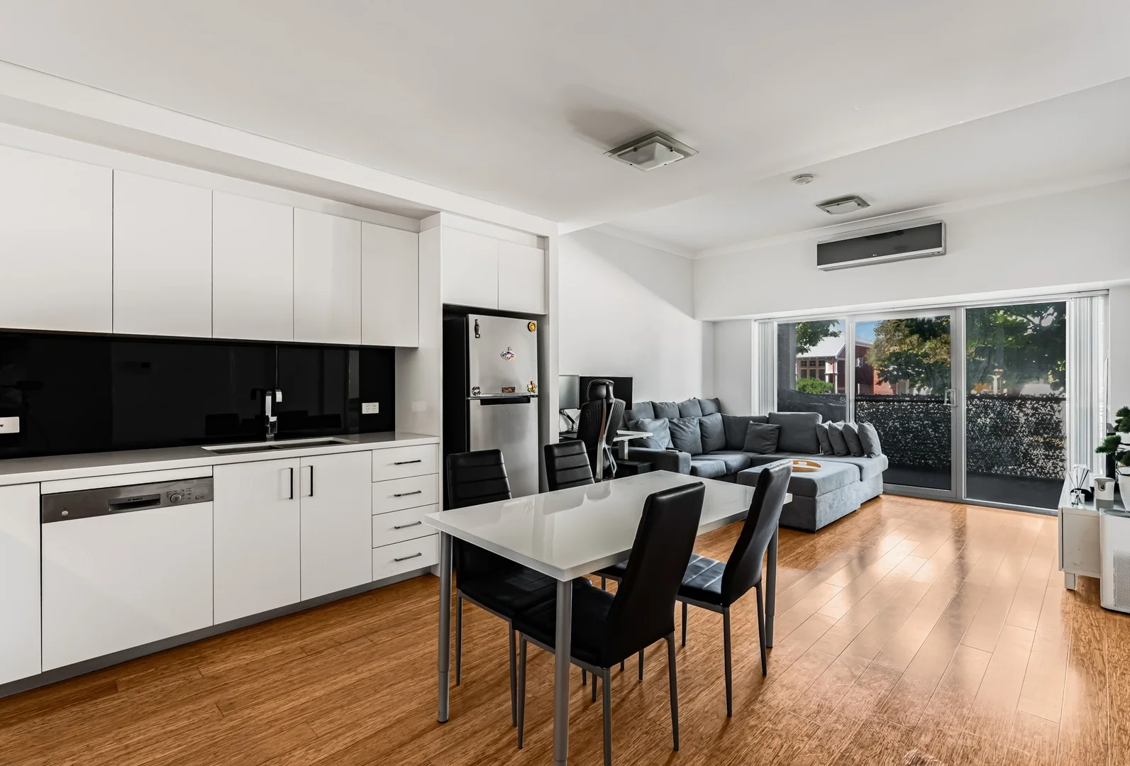1/110 CAMBRIDGE STREET (1/22)