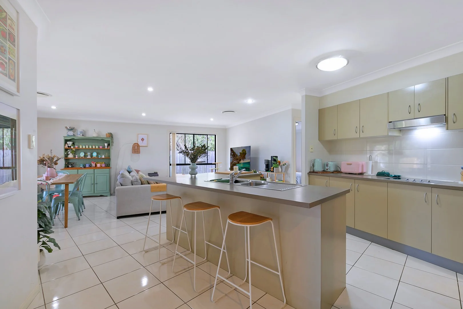 1/112 Beach Street (1/14)