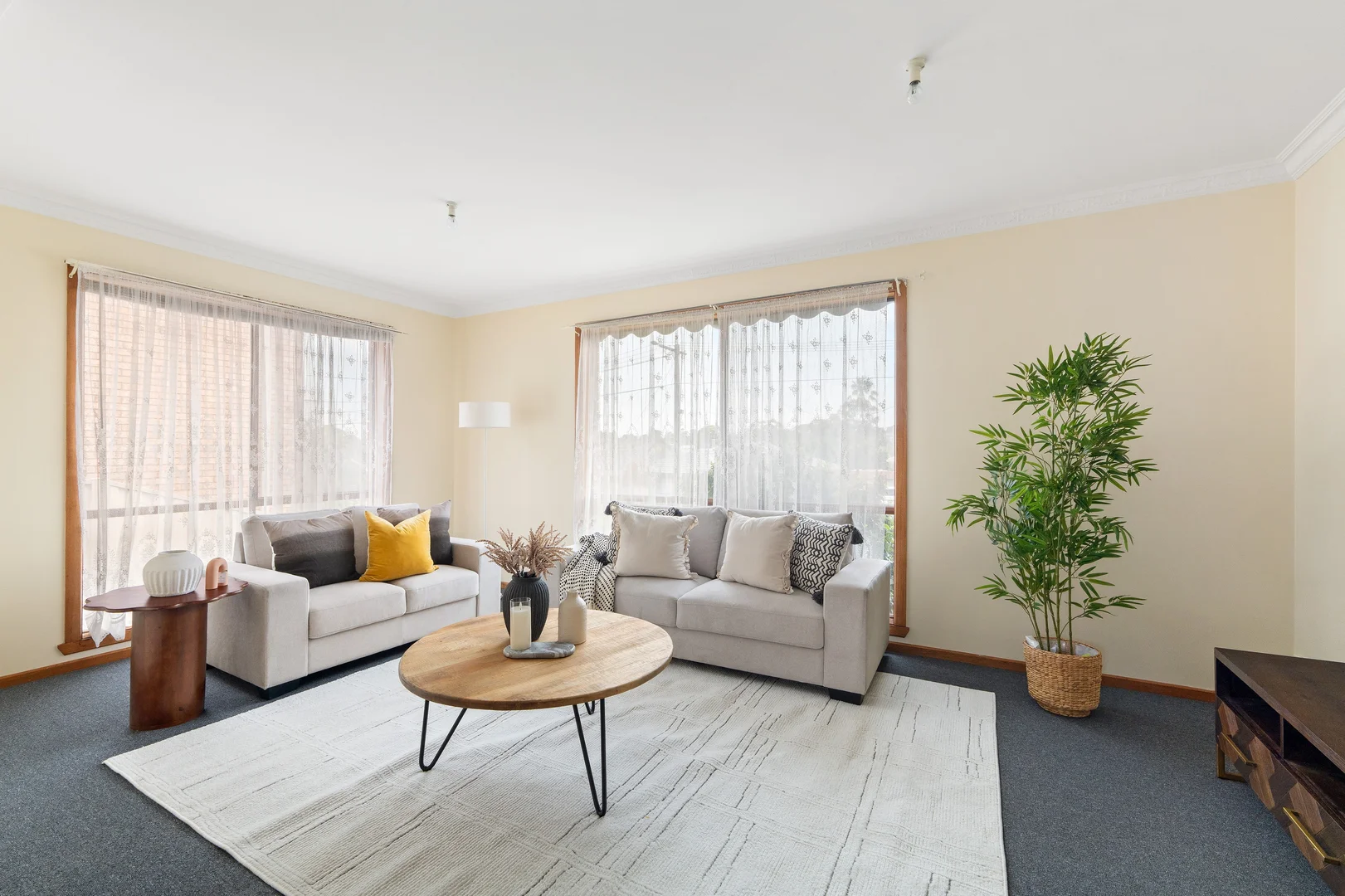 1/22 Watson Road - Image 2