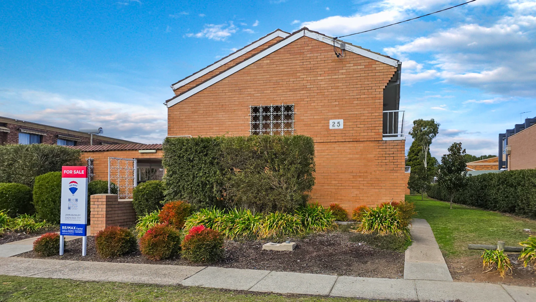 1/25 Macquoid Street (1/12)
