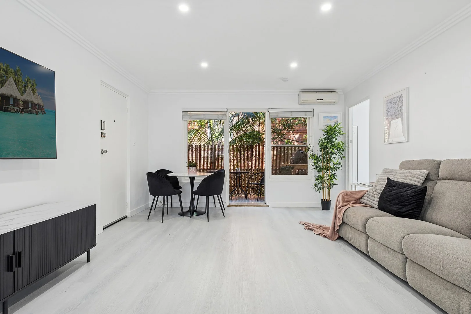 1/26 Lancelot Street (1/19)