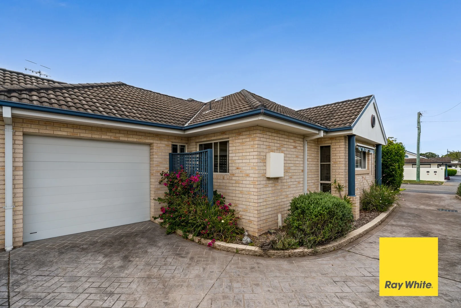 1/3 Mcevoy Avenue (1/16)