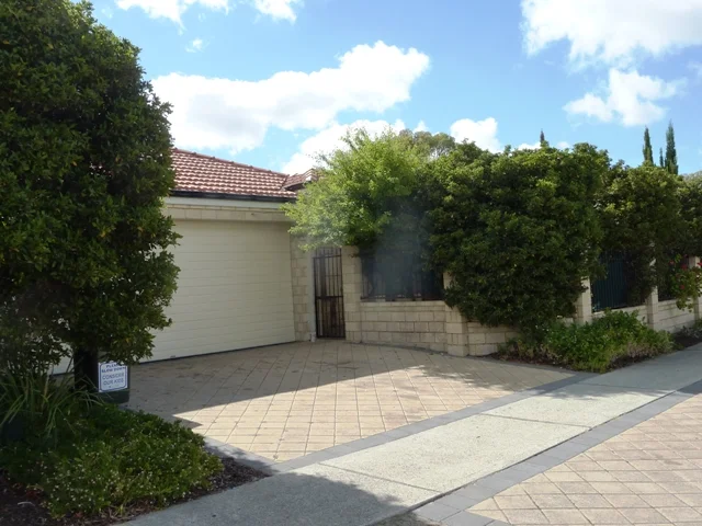 1/32 Collier Ave (1/13)