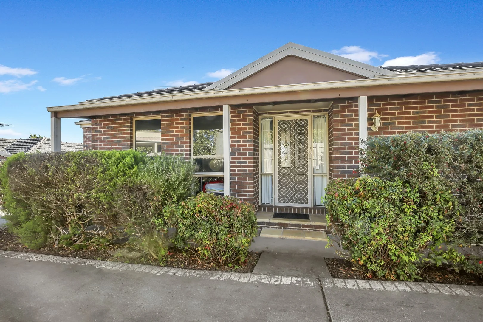 1/4 Cameron Court (1/1)
