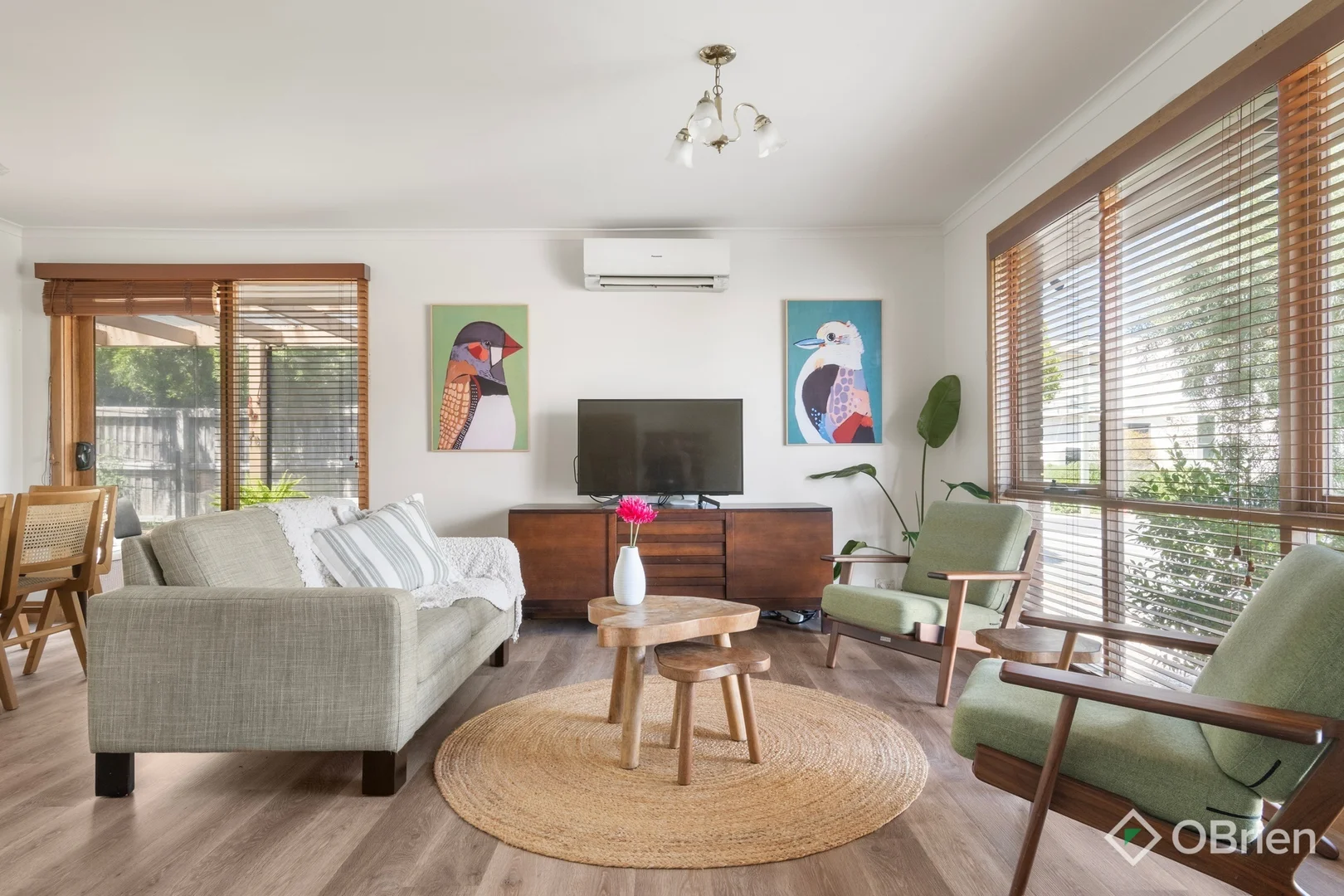 1/4 Woodvale Road (1/14)