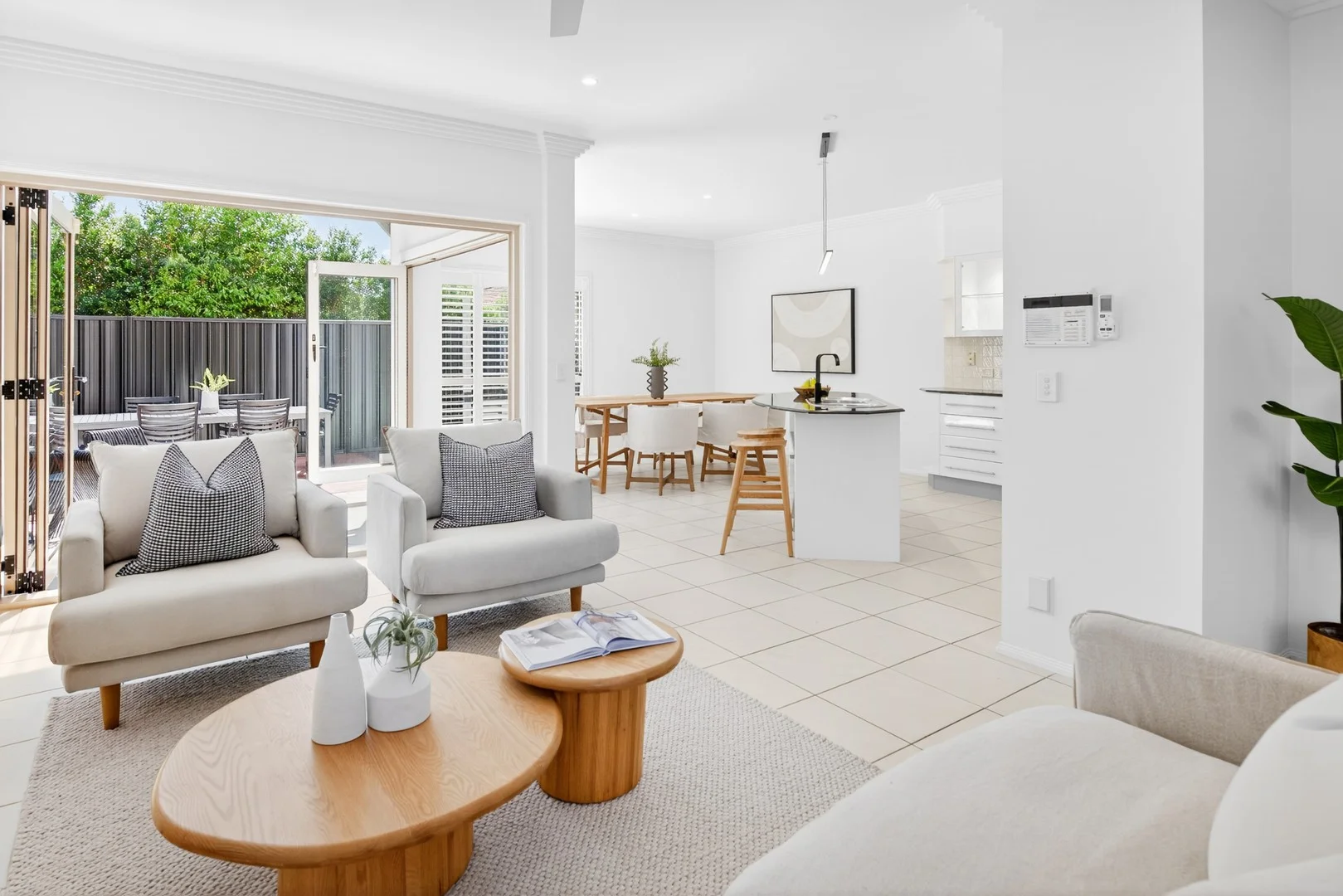 1/56 Bayview Street (1/27)
