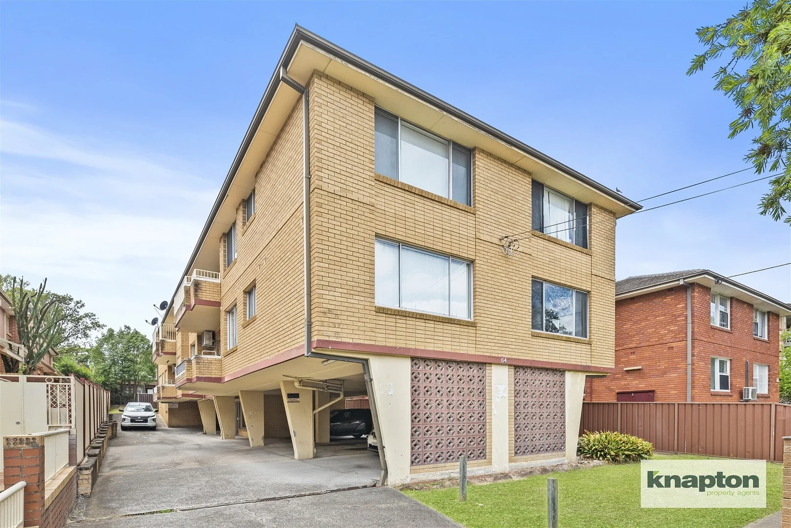 1/64 Denman Avenue (1/6)