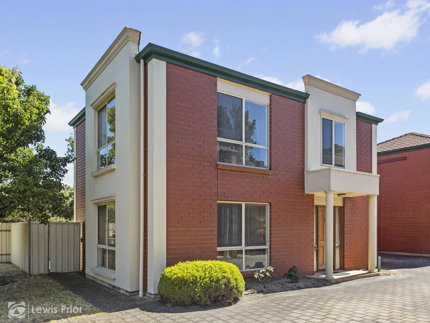1/8 Barry Road (1/1)
