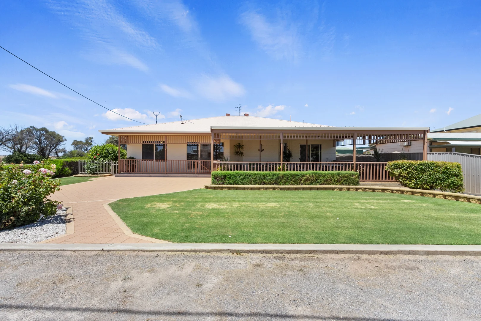 1 Capella Court - Image 3
