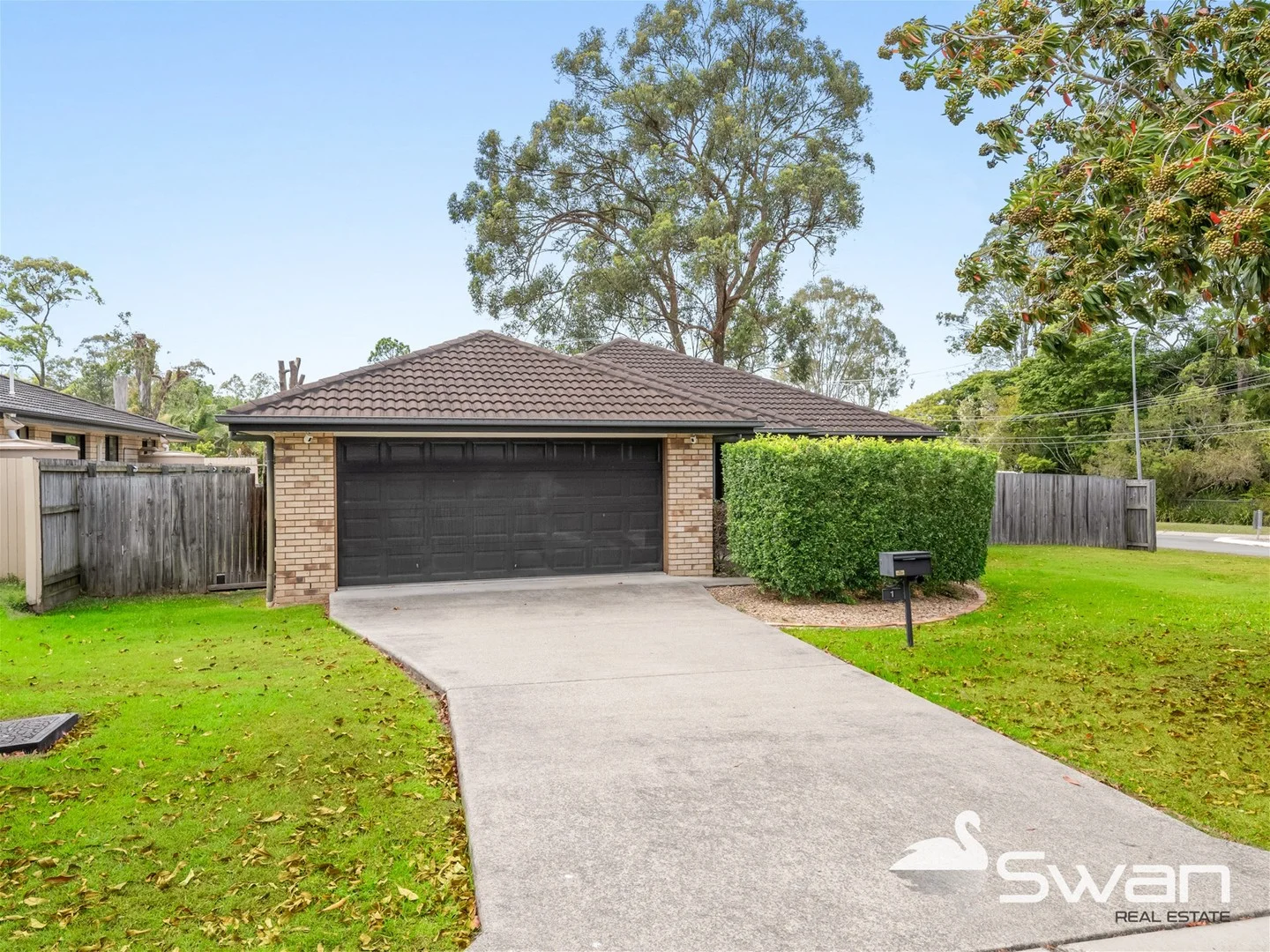 1 Chantilly Court (1/11)