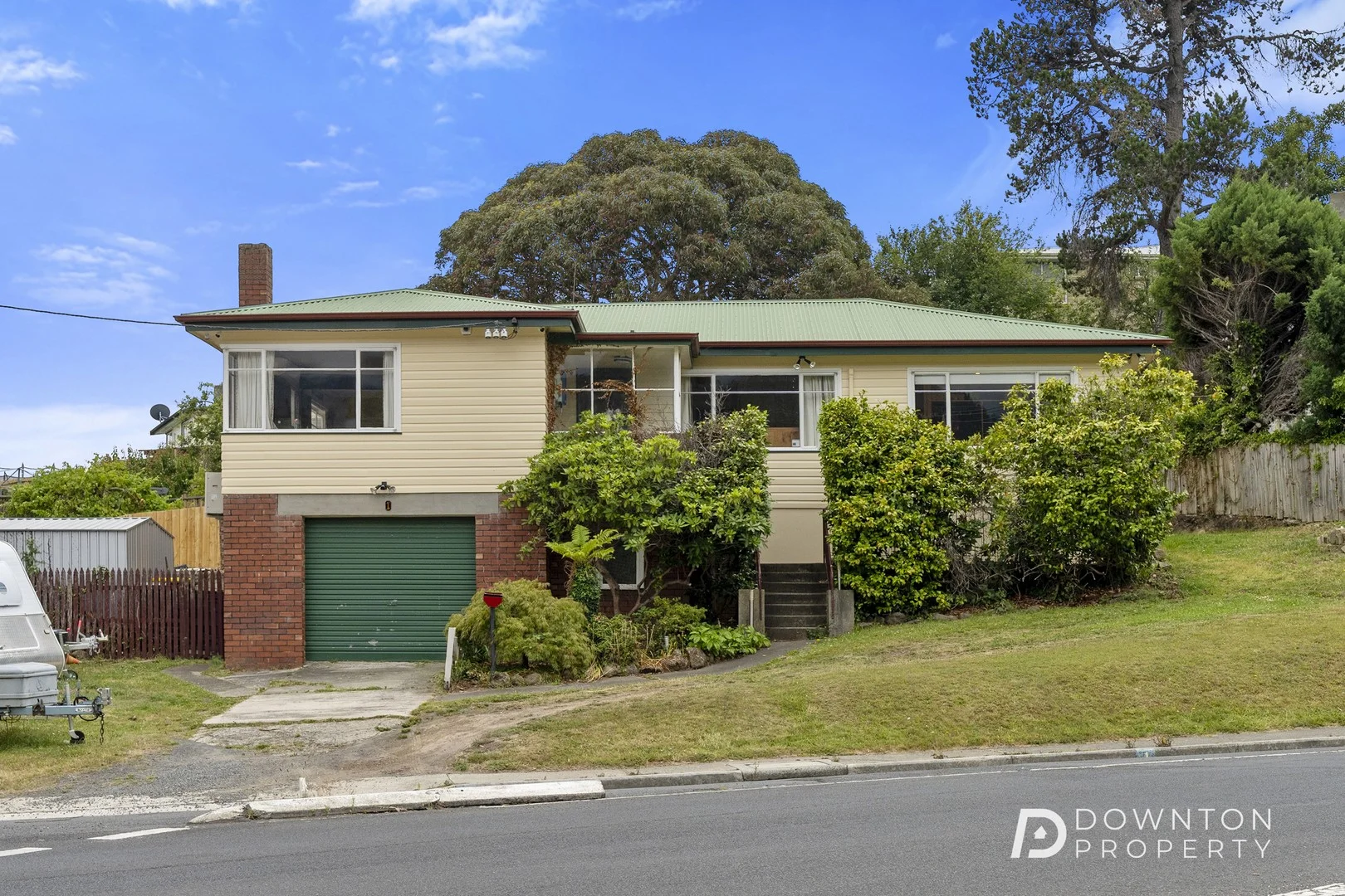 1 Devines Road