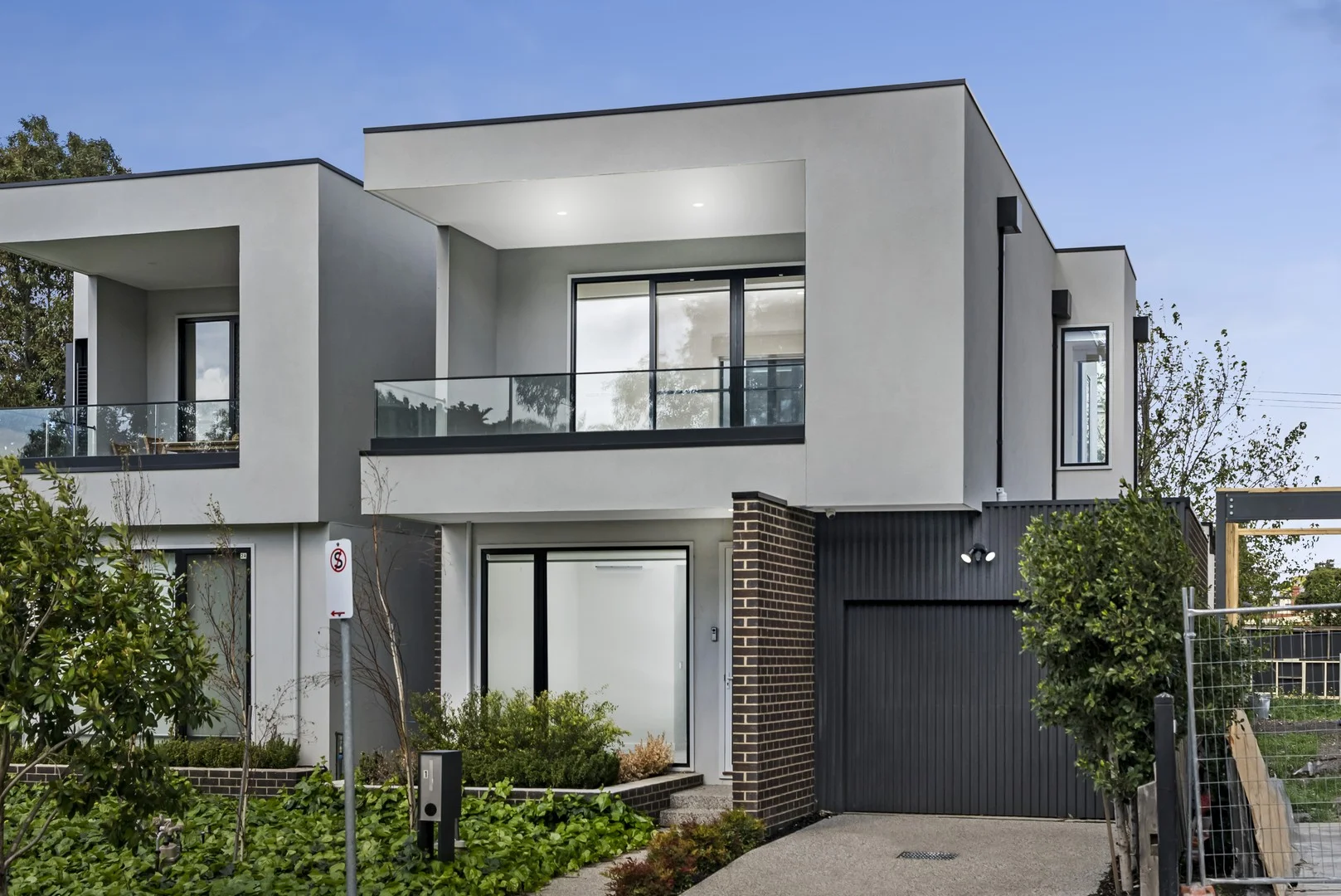1 Finlay Street (1/17)