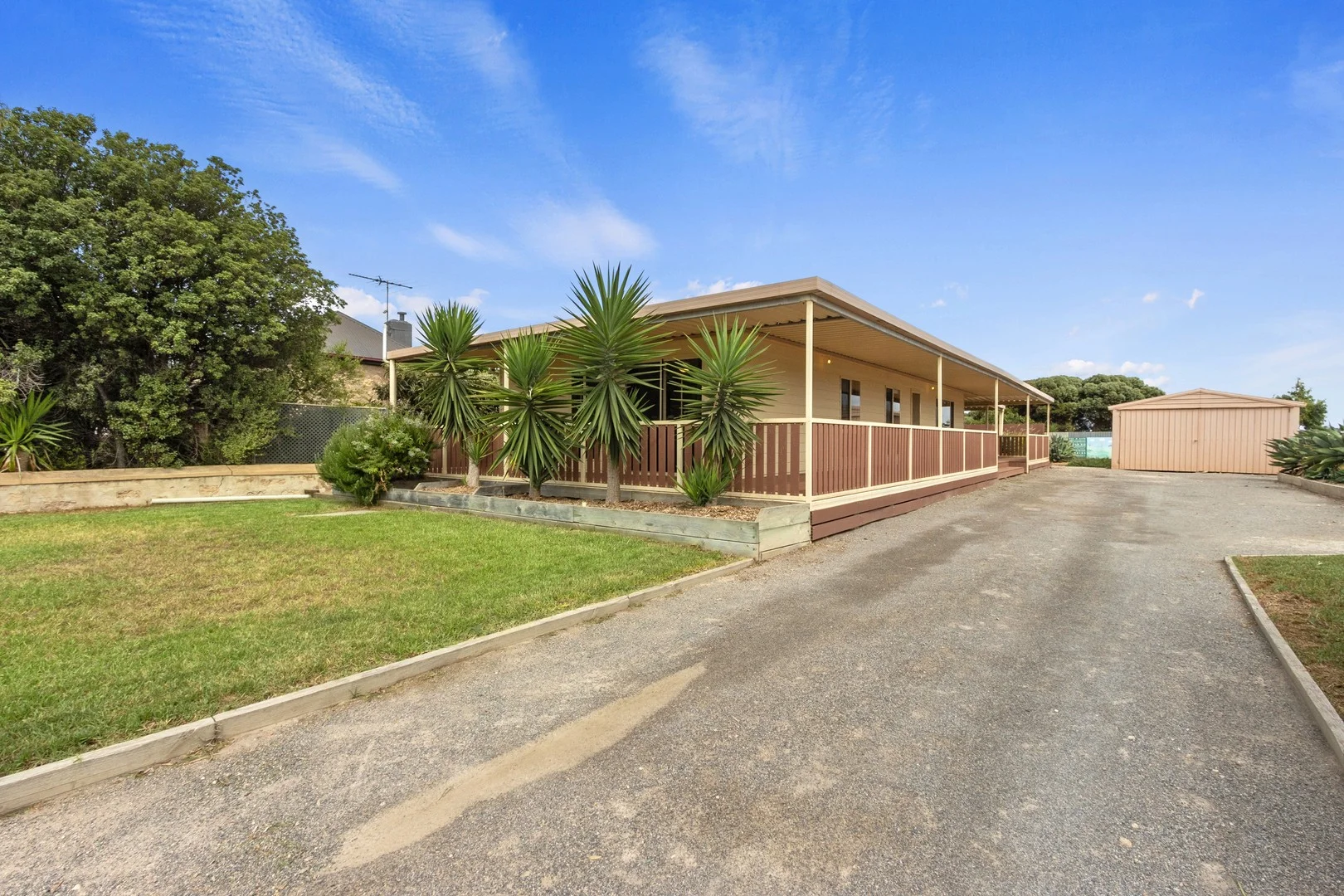 SOLD - $475,000