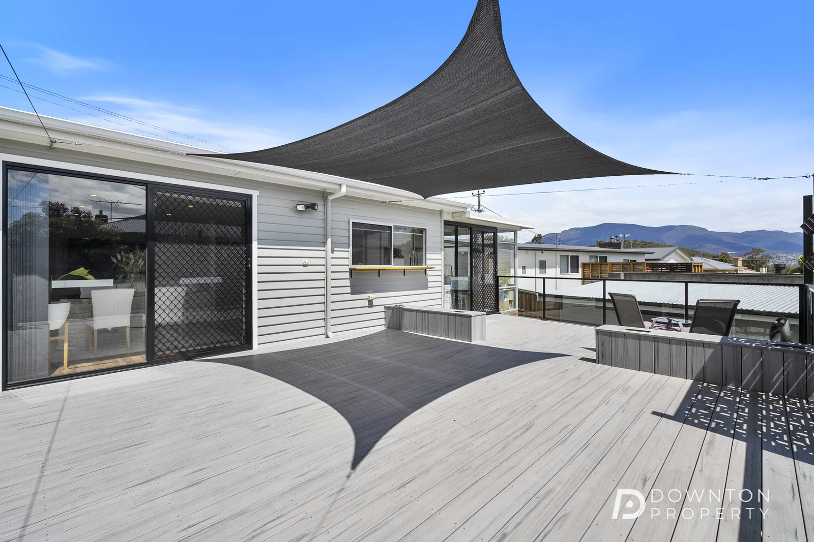 1 Greenacres Road (1/1)