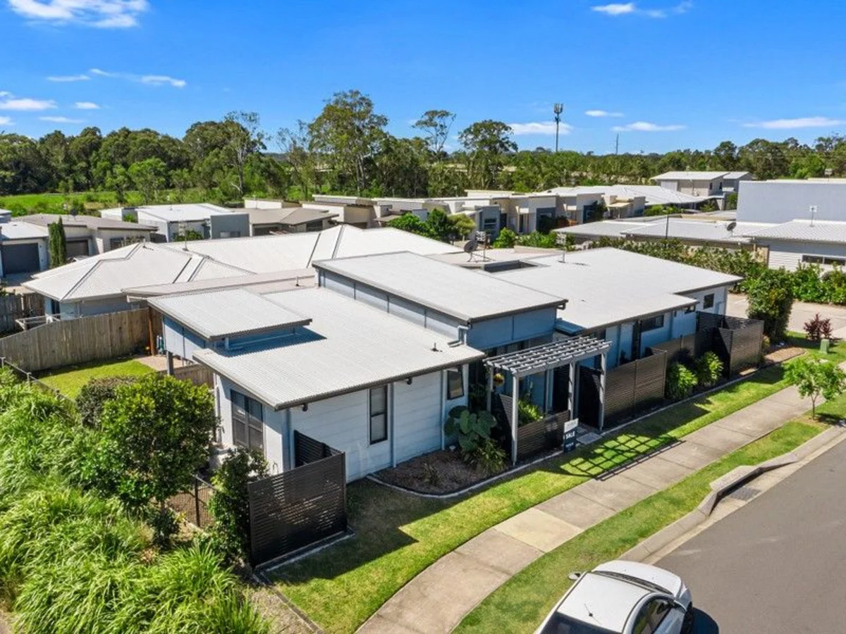 1 Harvey Lane (1/15)