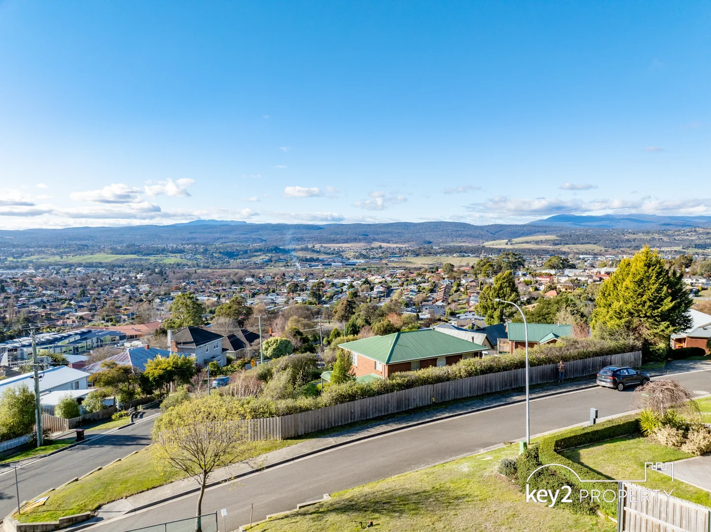 1 Kintail Crescent - Image 4